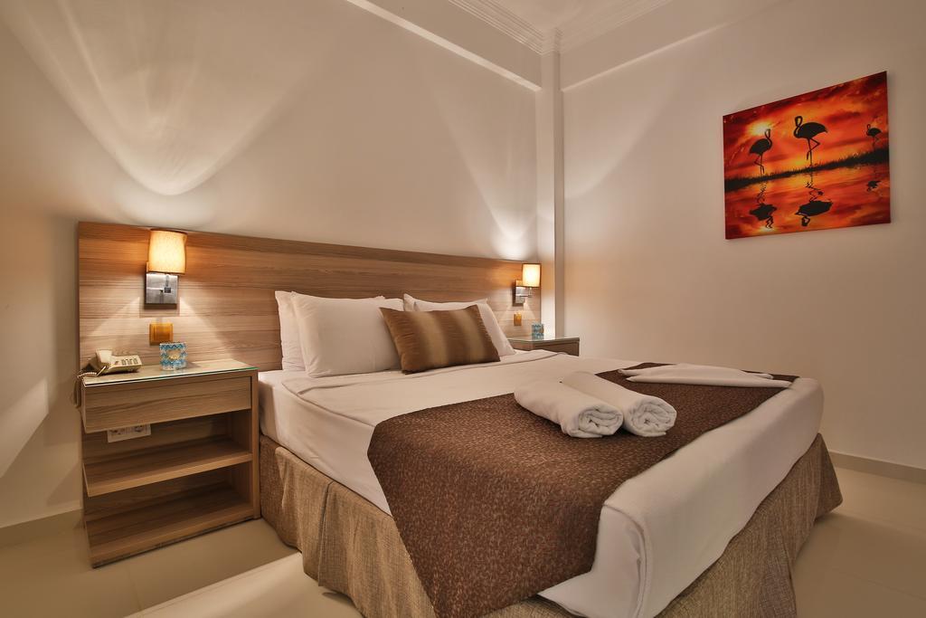 Palm Bay Beach Hotel Emecik 외부 사진