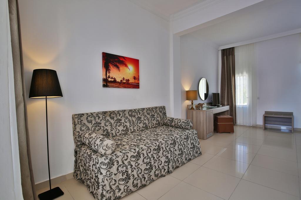Palm Bay Beach Hotel Emecik 외부 사진